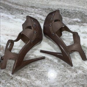 Amazing Leather Jessica Simpson Heels